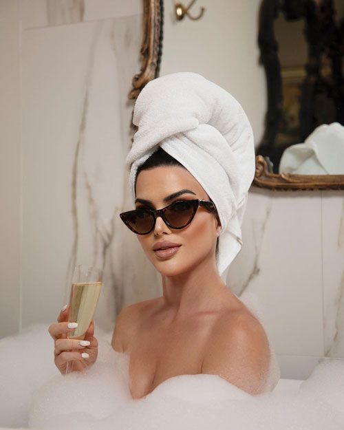 Hannah Mehregan Hannah Mehregan