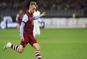 فرم پیش بینی بازی استون ویلا و وستهام (لیگ برتر انگلیس، 30 مهر 1402)