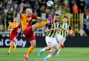 شرط بندی بازی منچستریونایتد و استون ویلا (5 دی 1402 )